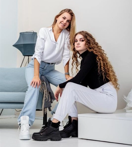 Lead with Intention. Grow with Insight. Succeed with Authenticity.